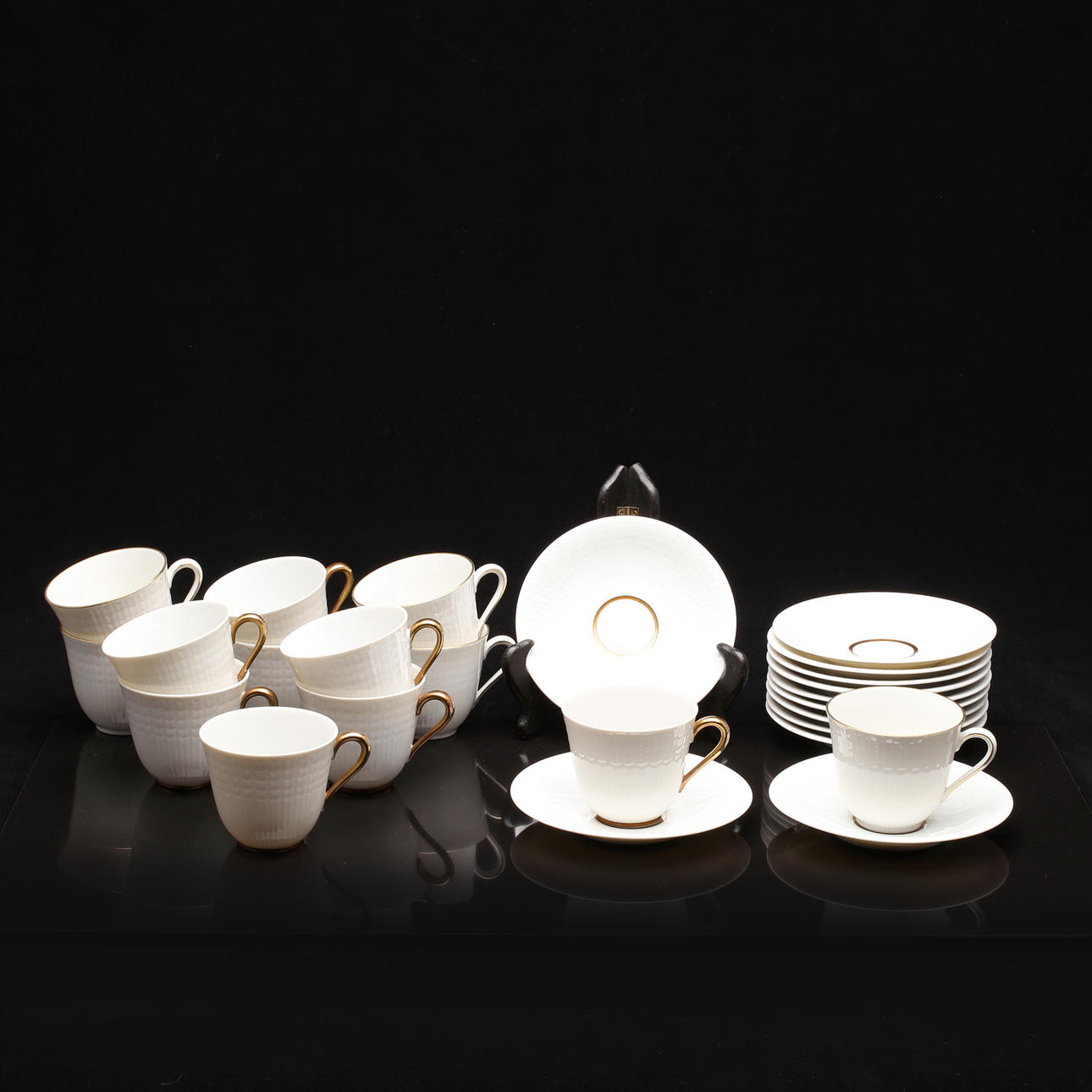 KAFFESERVISDELAR, 17 delar, porslin, "Swedish Grace" Louise Adelborg. Rörstrand.