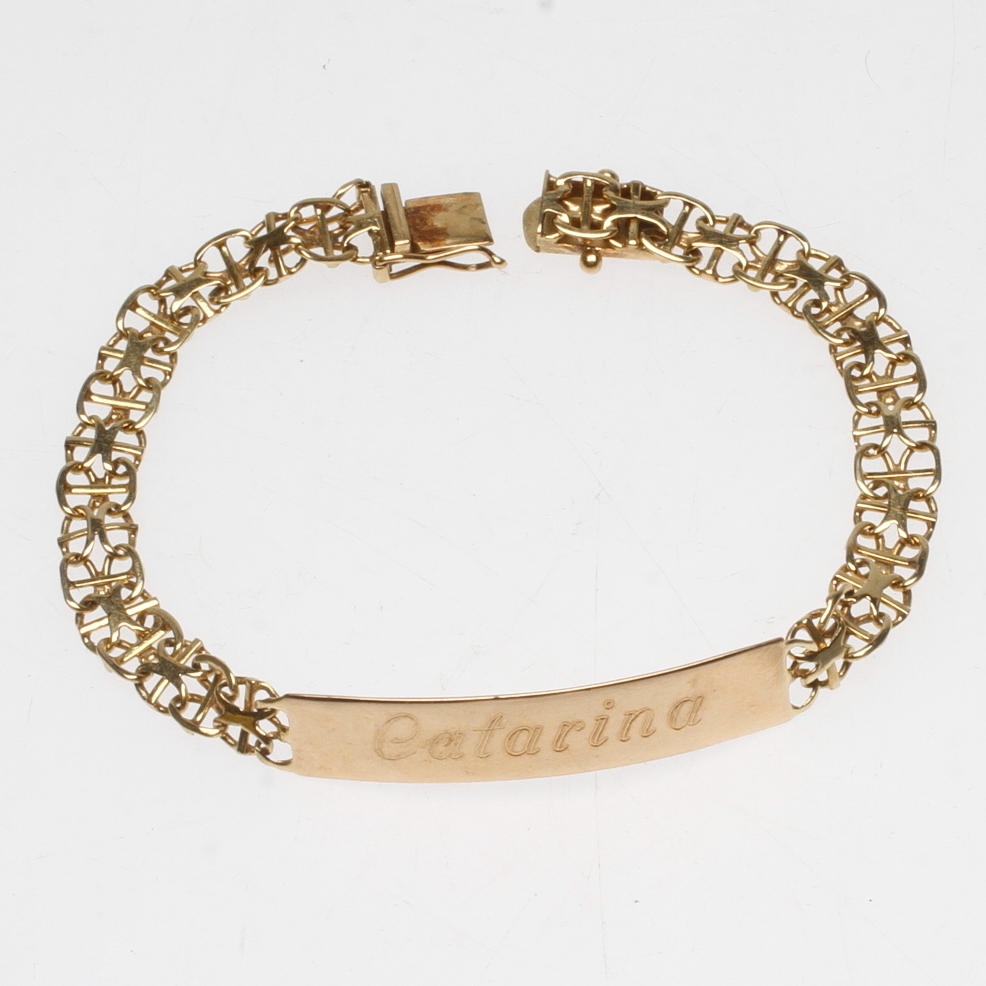 ARMBAND med namnbricka, "X-länk", guld, 18k, vikt ca. 11 gram.