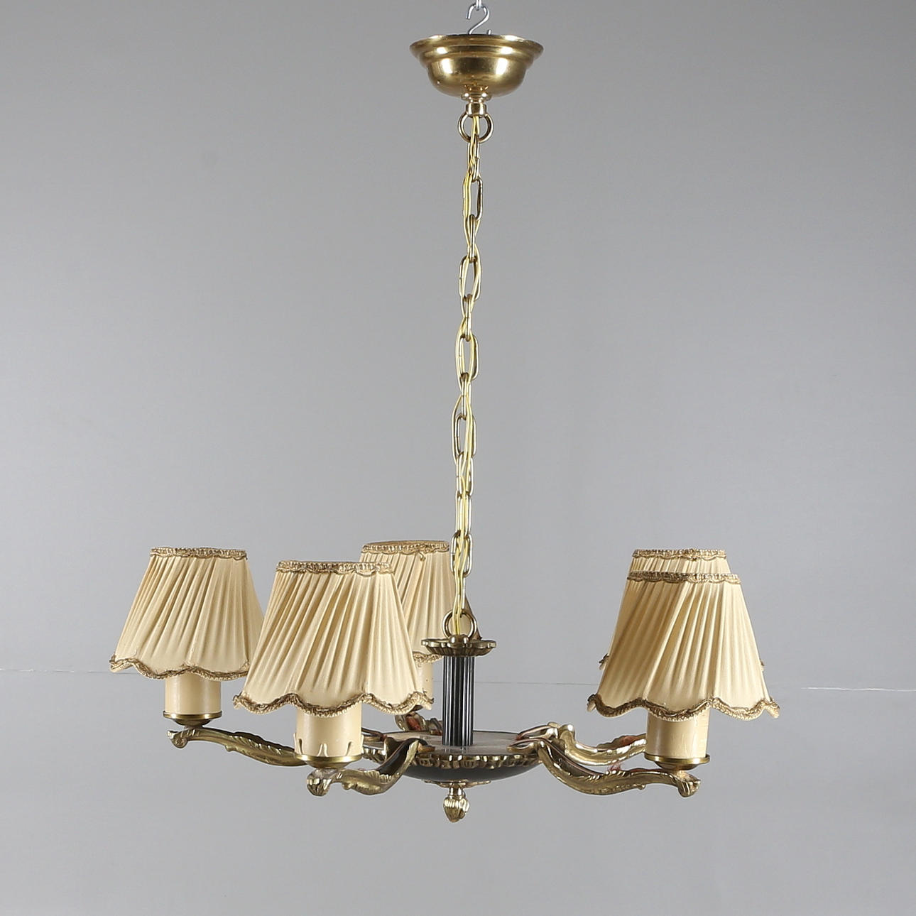 TAKLAMPA, mässing, 5 armad, 1900-tal.