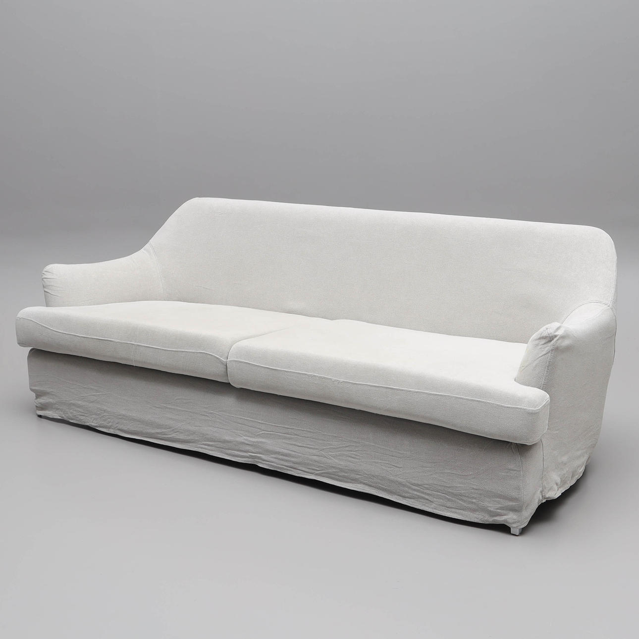 SOFFA, klädd i linnetextil, samtida.