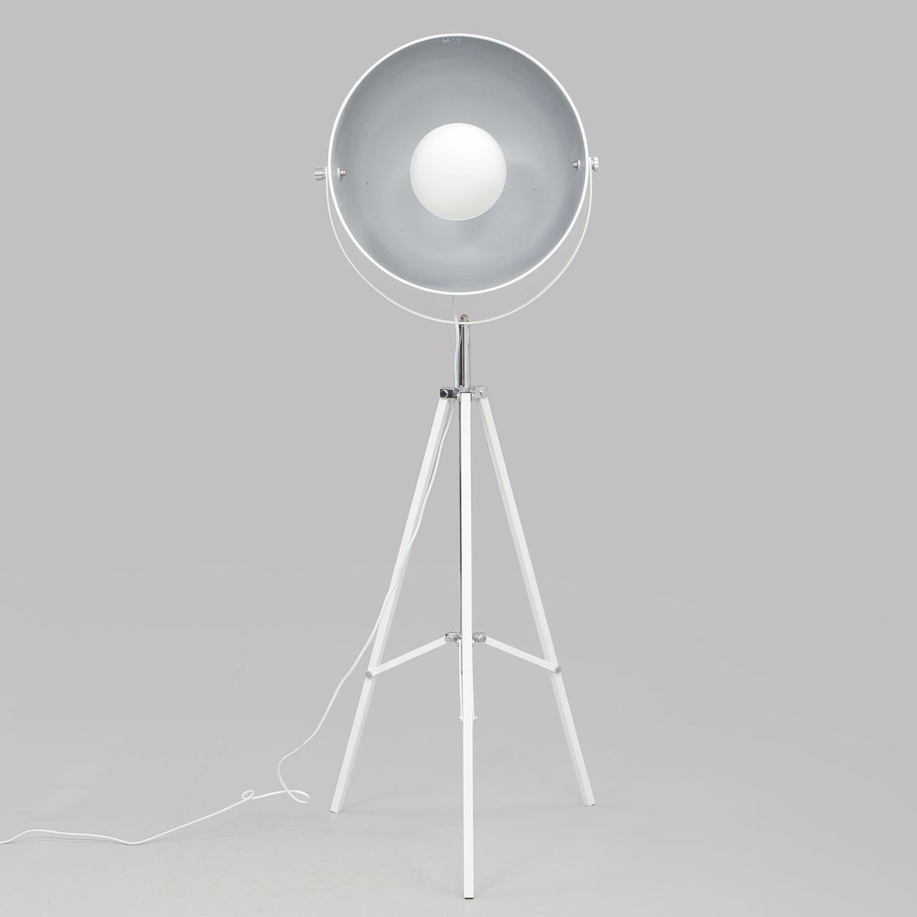 GOLVLAMPA, Frandsen Light.