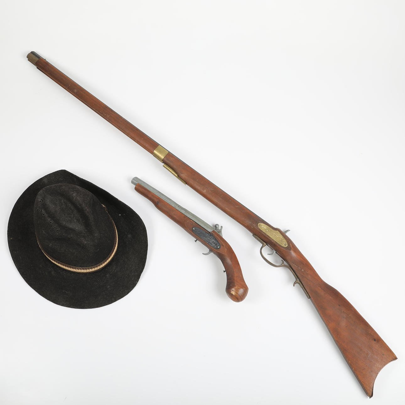 GEVÄR SAMT PISTOL, repliker.