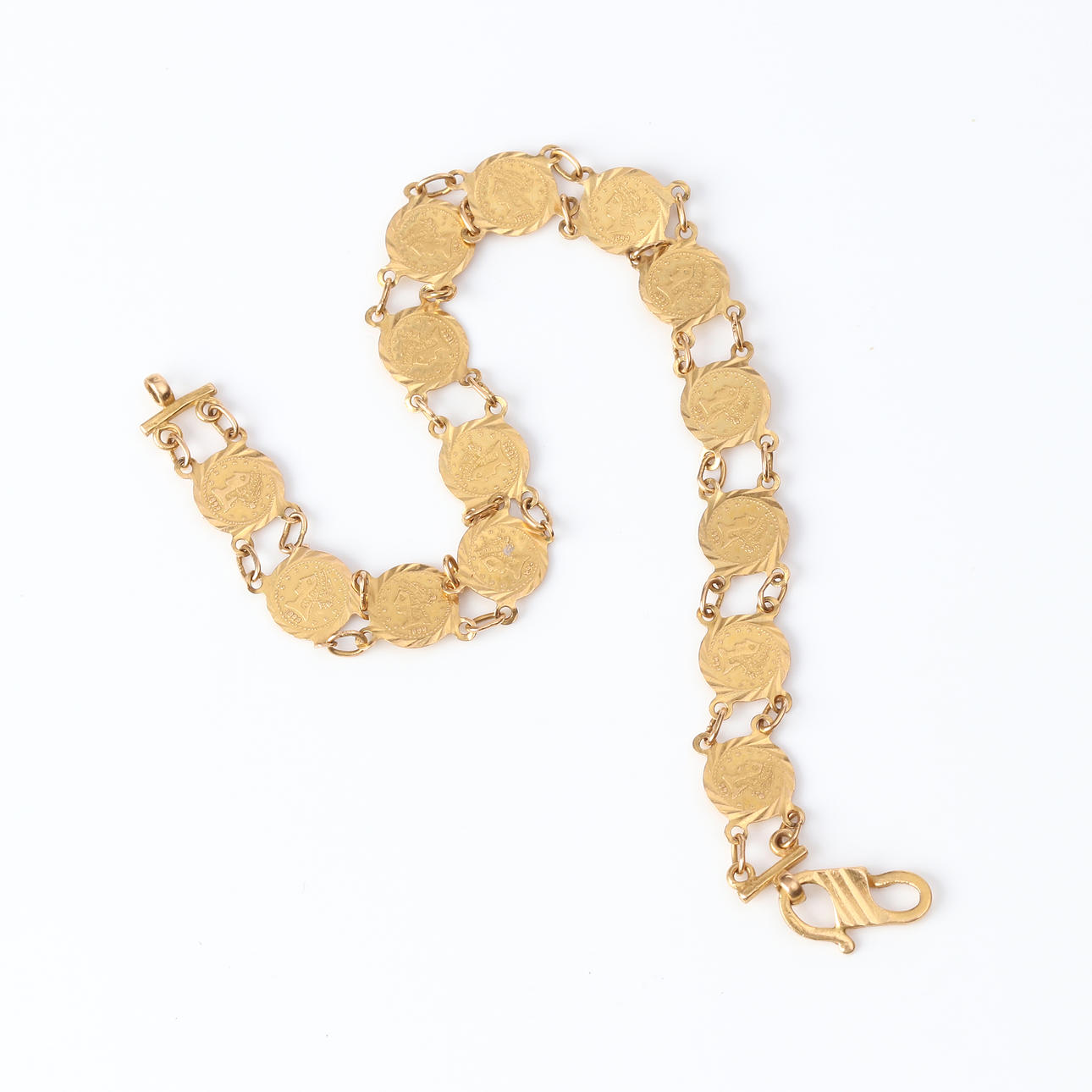 ARMBAND. Ca 21k guld, totalvikt ca 5,7 gram.