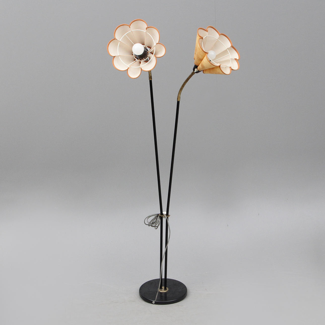 GOLVLAMPA.