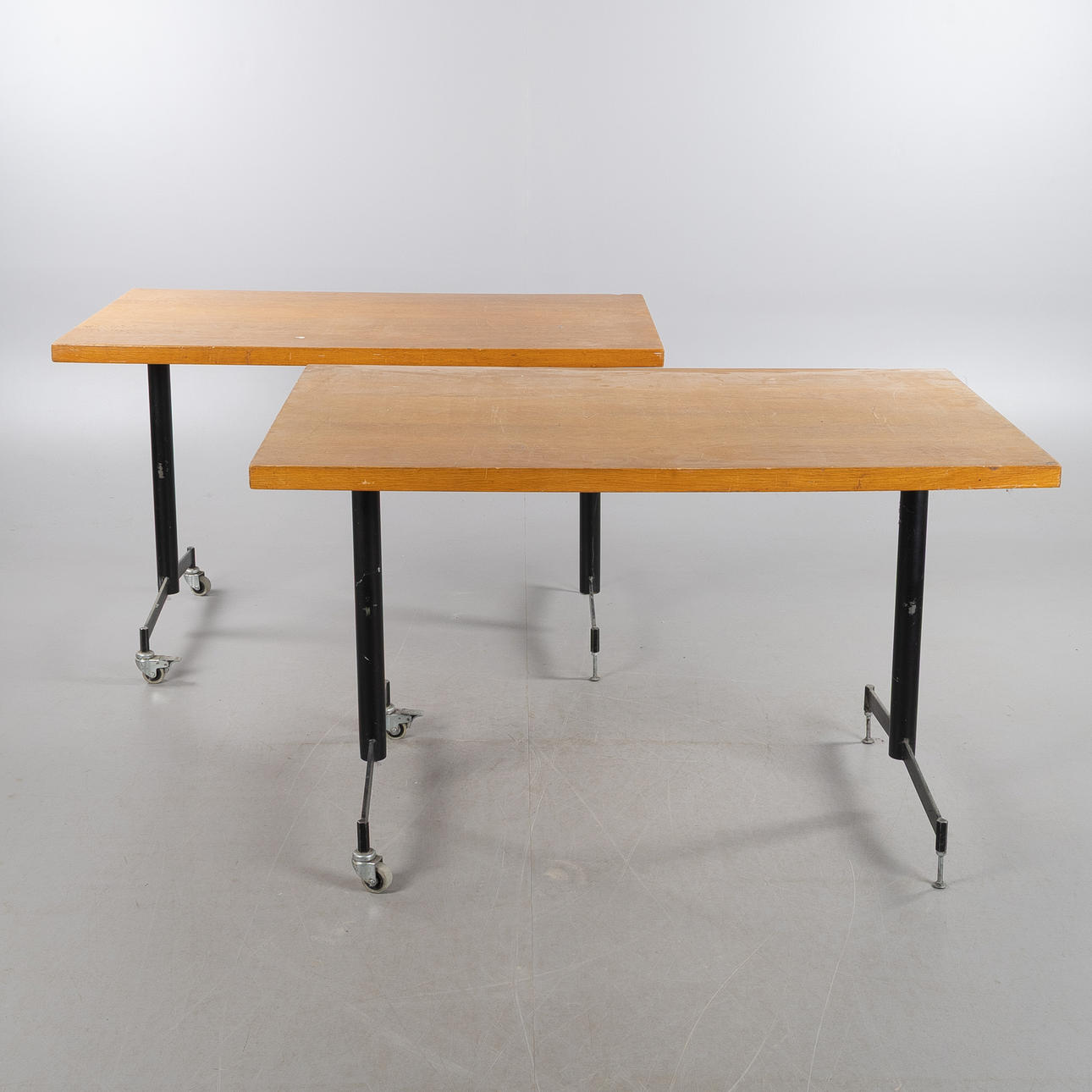 WORK TABLES, 2 pieces, 1960s/70s. Furniture - Tables - Auctionet