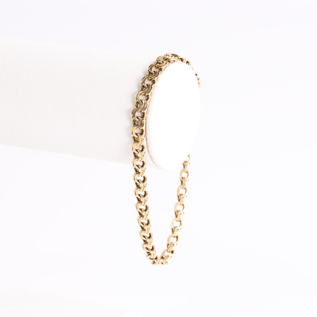ARMBAND. Bismarck, 18k guld.