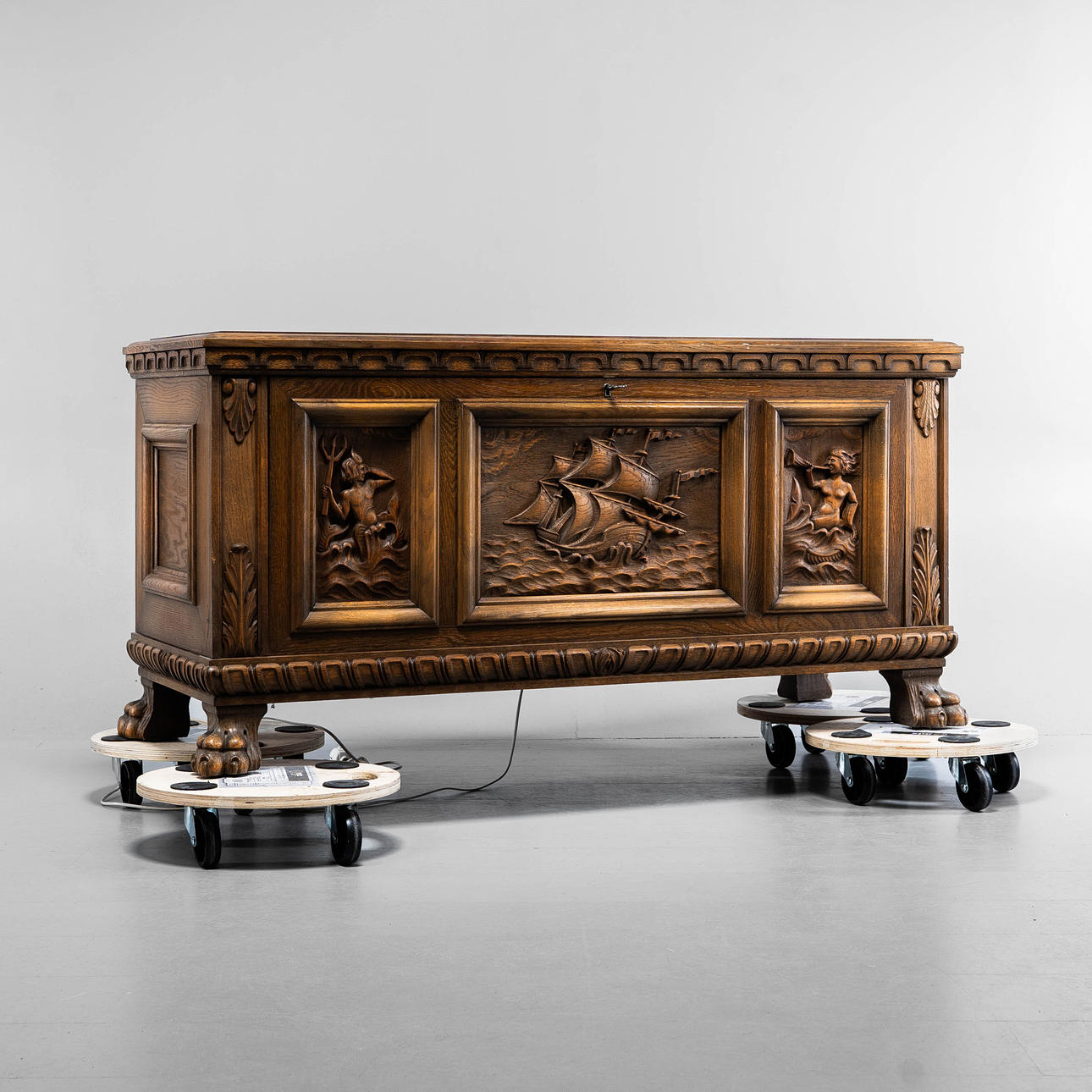 SIDEBOARD, BARSKÅP, Barockstil, 1930-tal.