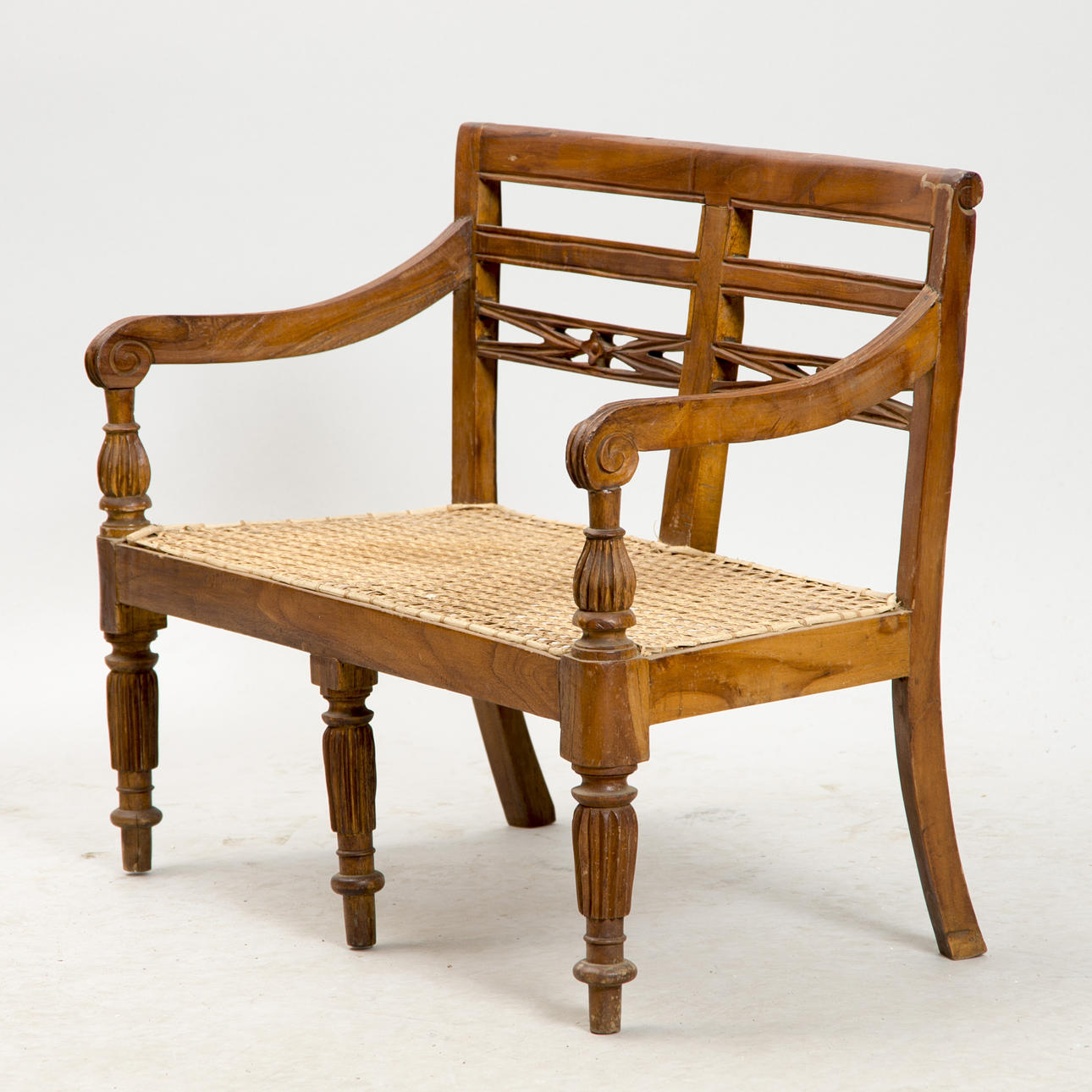 SOFFA, barnmodell, fransk kolonialstil, samtida.