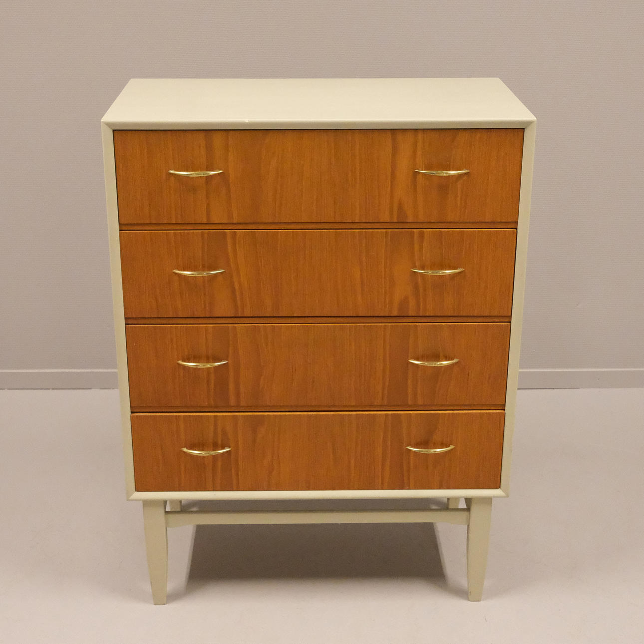 BYRÅ, TEAKFANÉRADE LÅDOR, 1950/60-TAL.
