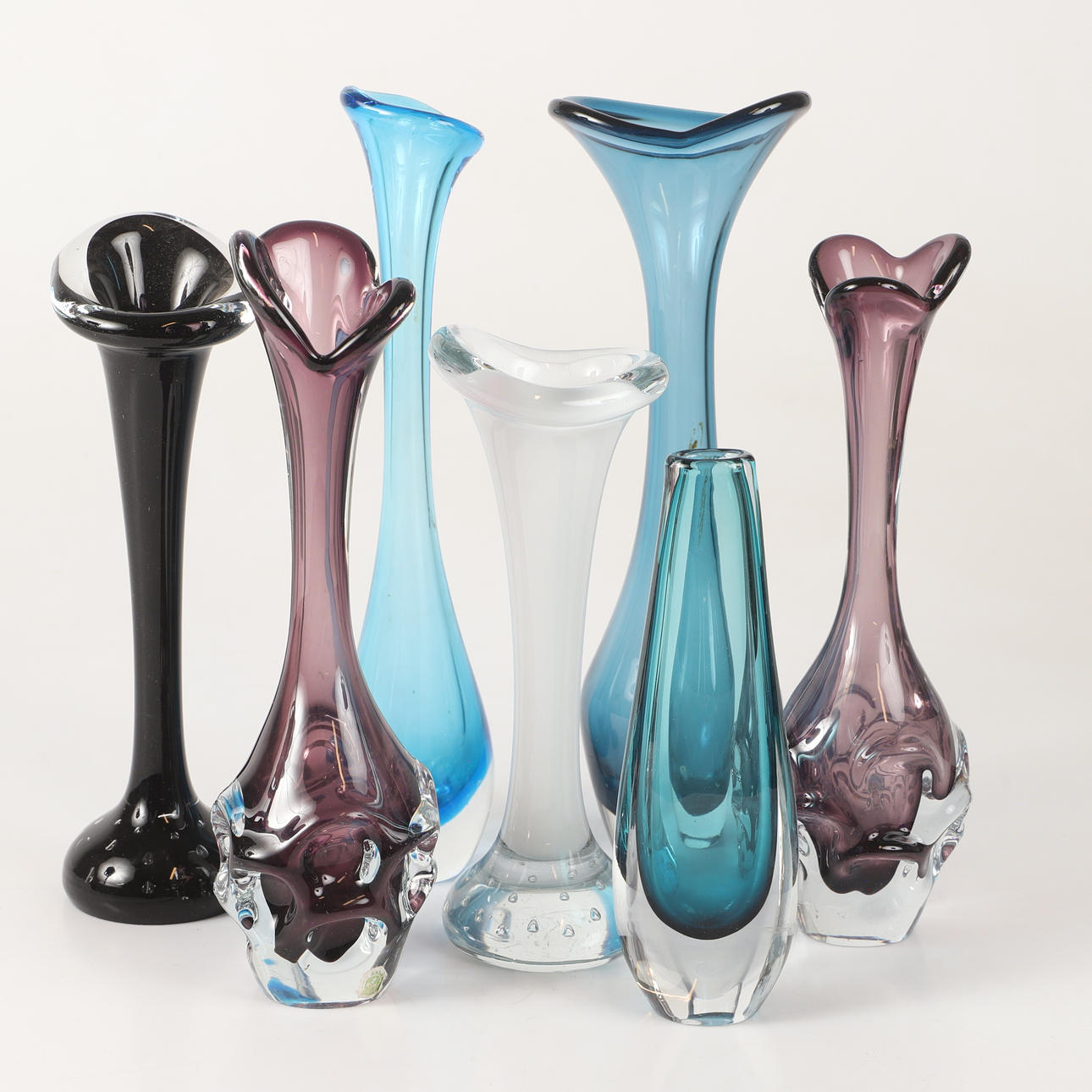 VASER, 7 stycken, glas, 1900-tal.