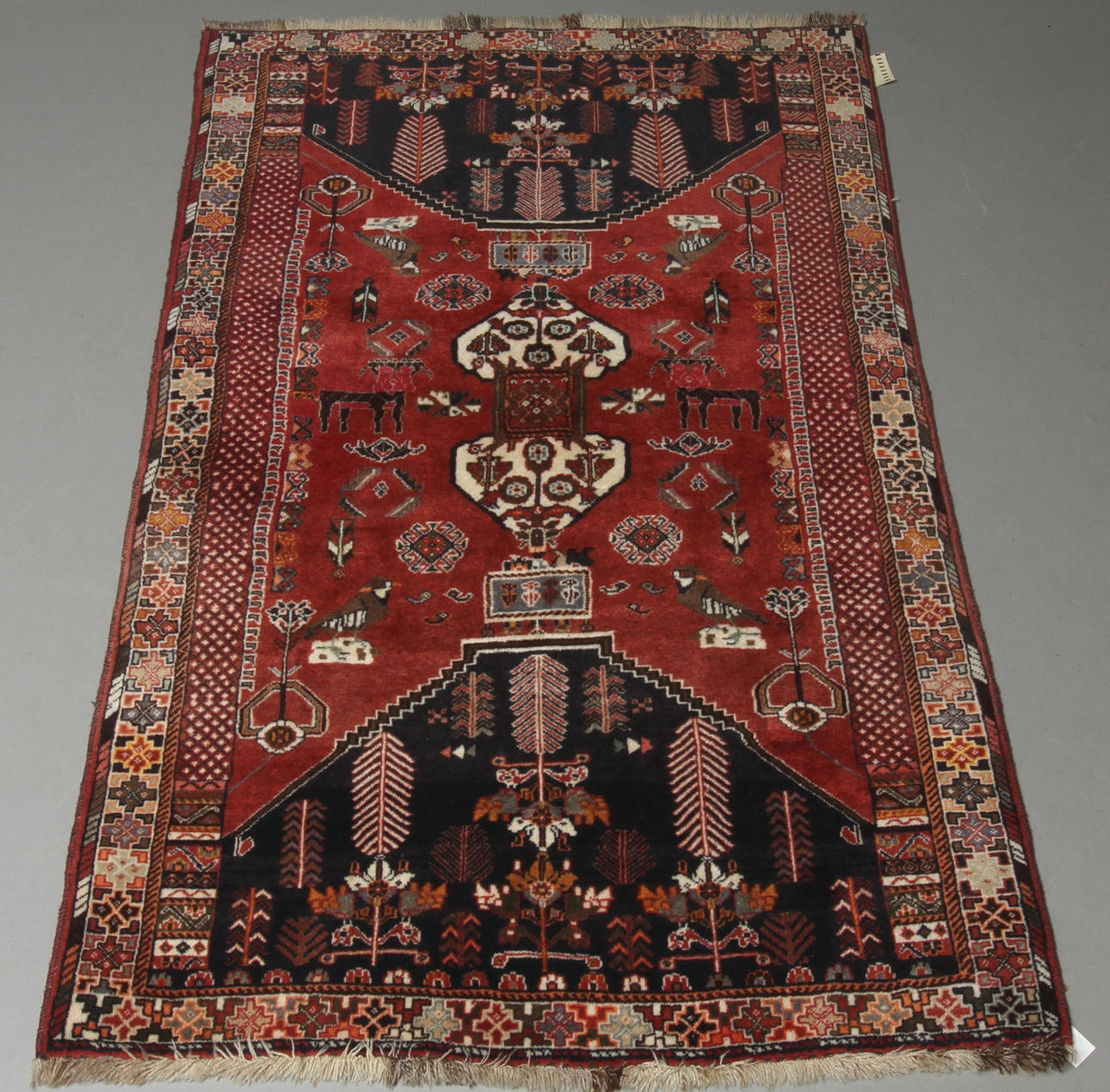 MATTA, orientalisk, ca 200 x 128 cm.