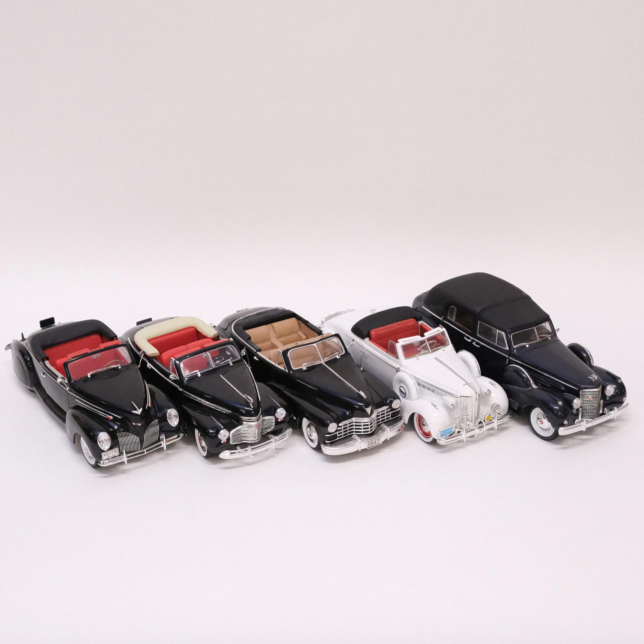 FIVE MODEL CARS. SIGNATURE MODELS, ANSON AND UNIVERSAL HOBBIES. SCALE 1 ...