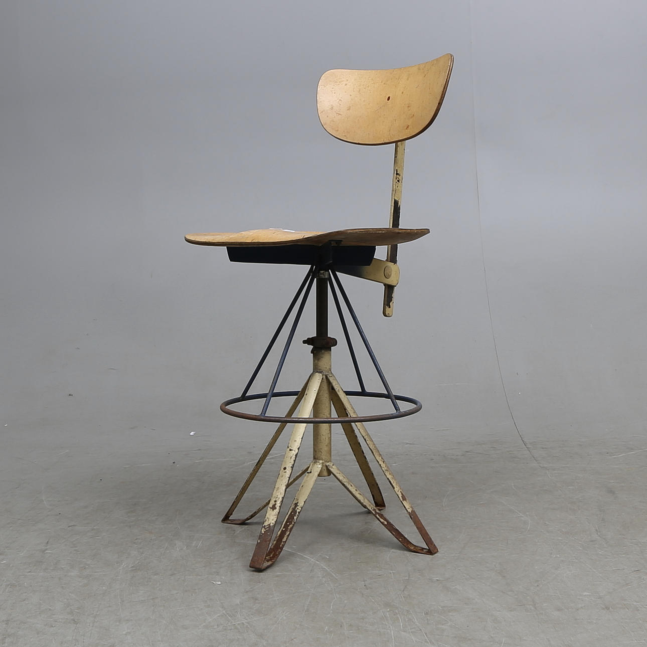 STOL, industridesign, 1900-talets första hälft.