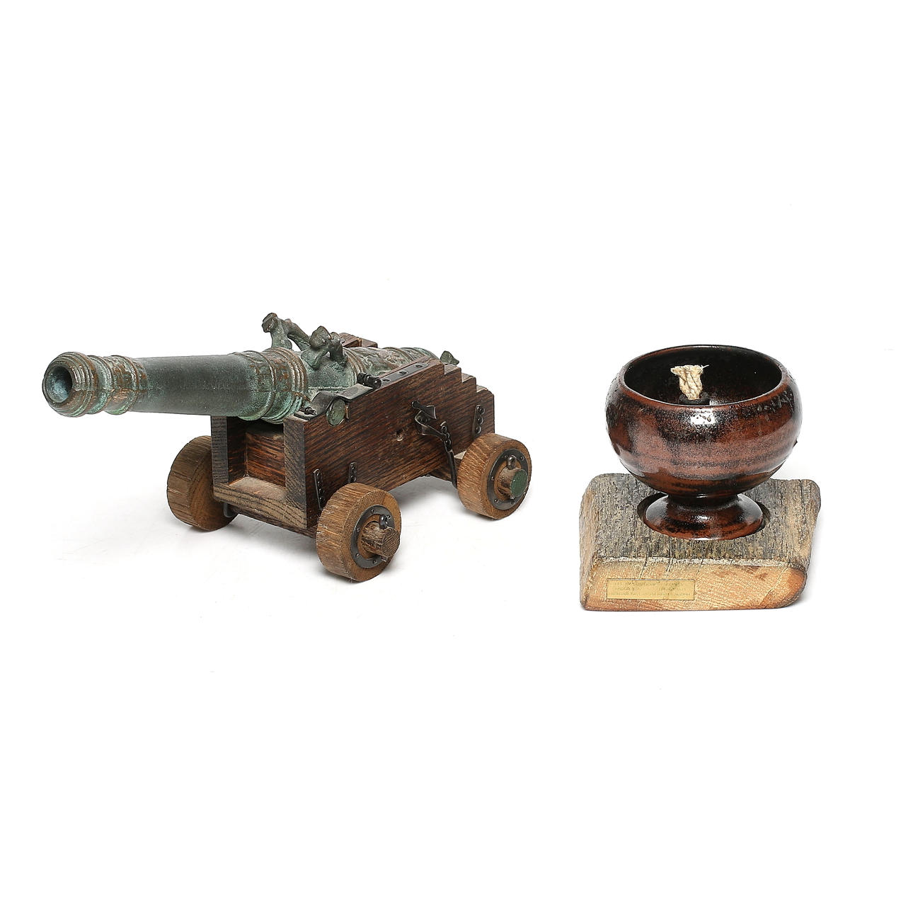 BORDSKANON, "Vasakanon", samt OLJELAMPA, 1900-talets andra hälft.