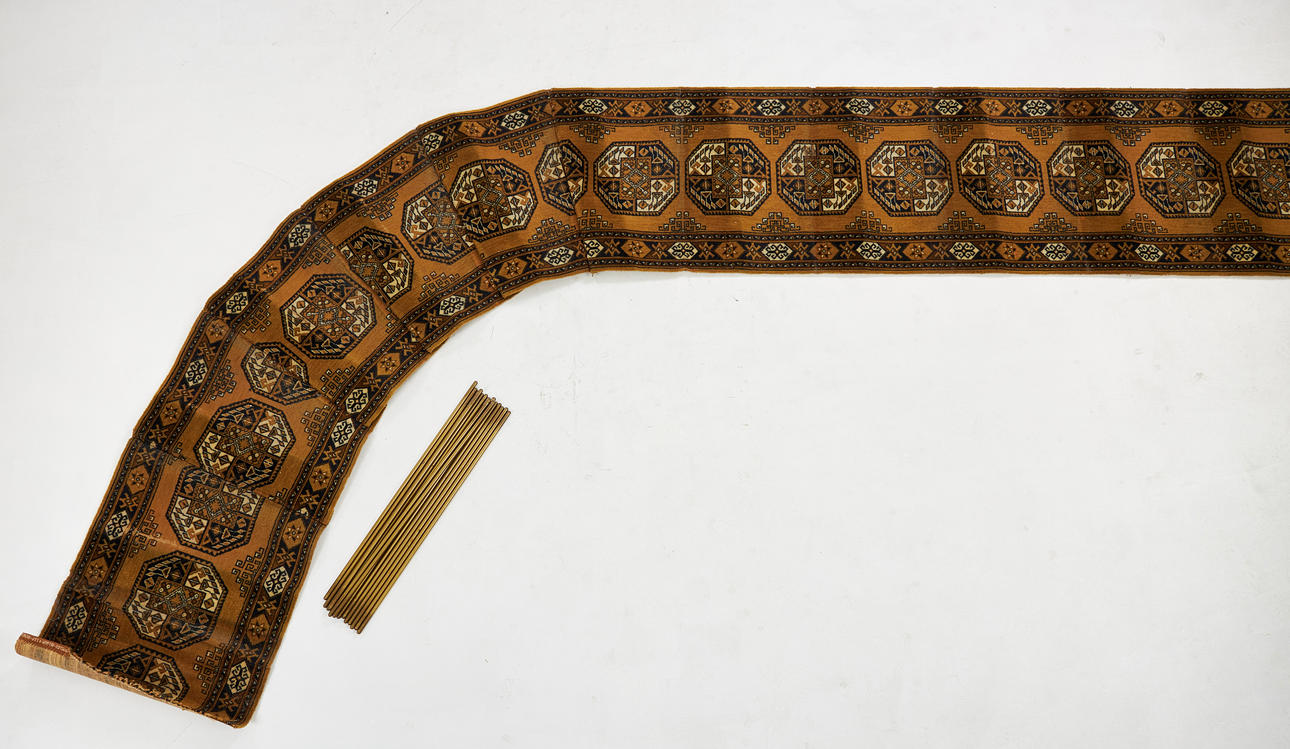 ORIENTMATTA. Afghan, gallerimodell.