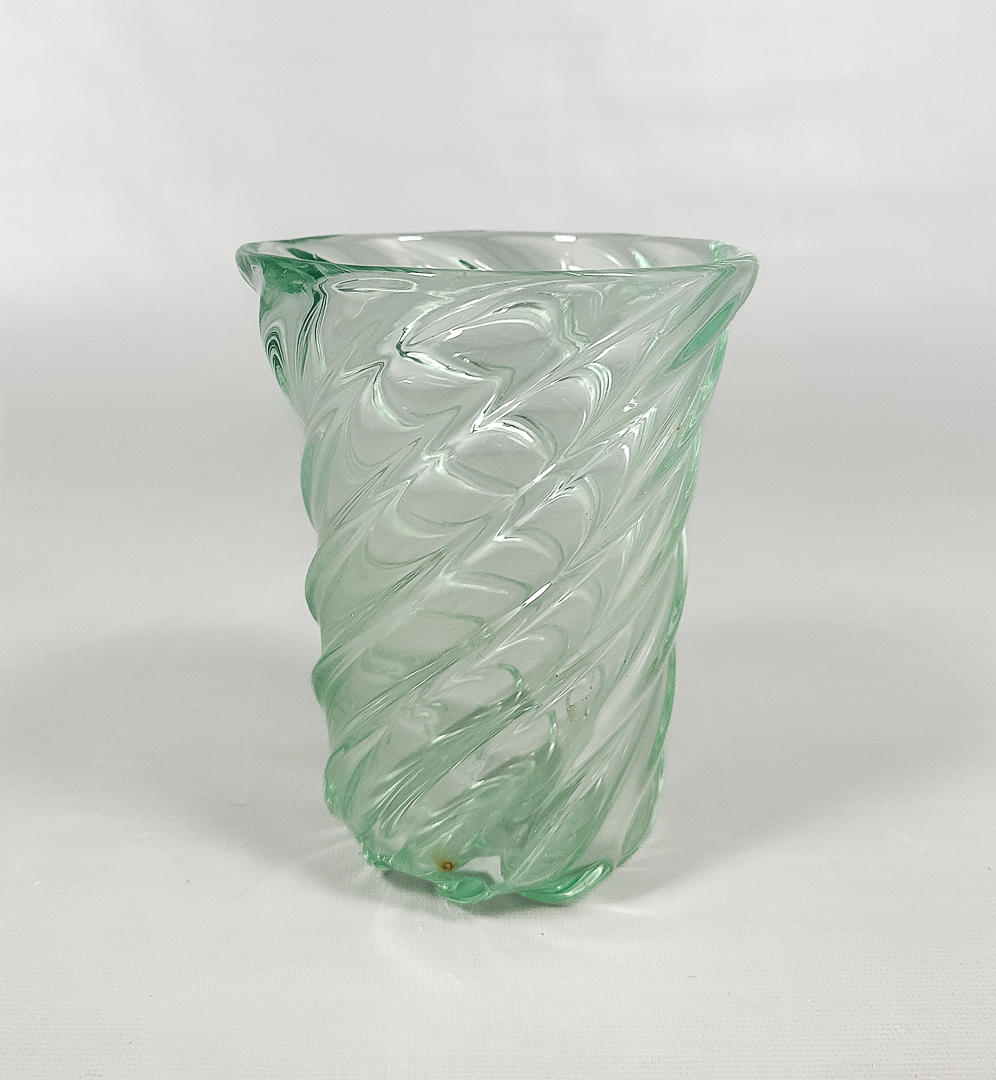 VASE, glass, Johansfors Glasbruk, 1930s. Glass - Art glass - Auctionet
