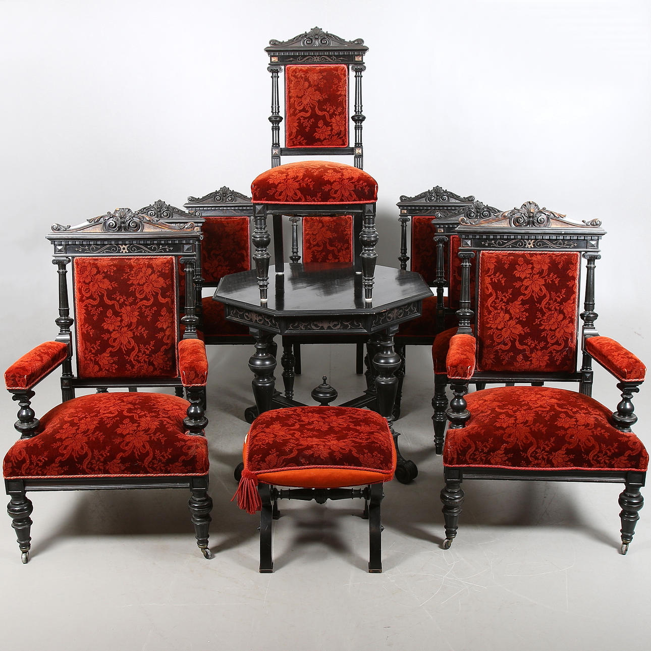 SALONGSMÖBEL, 10 delar, nyrenässans, 18/1900-tal.