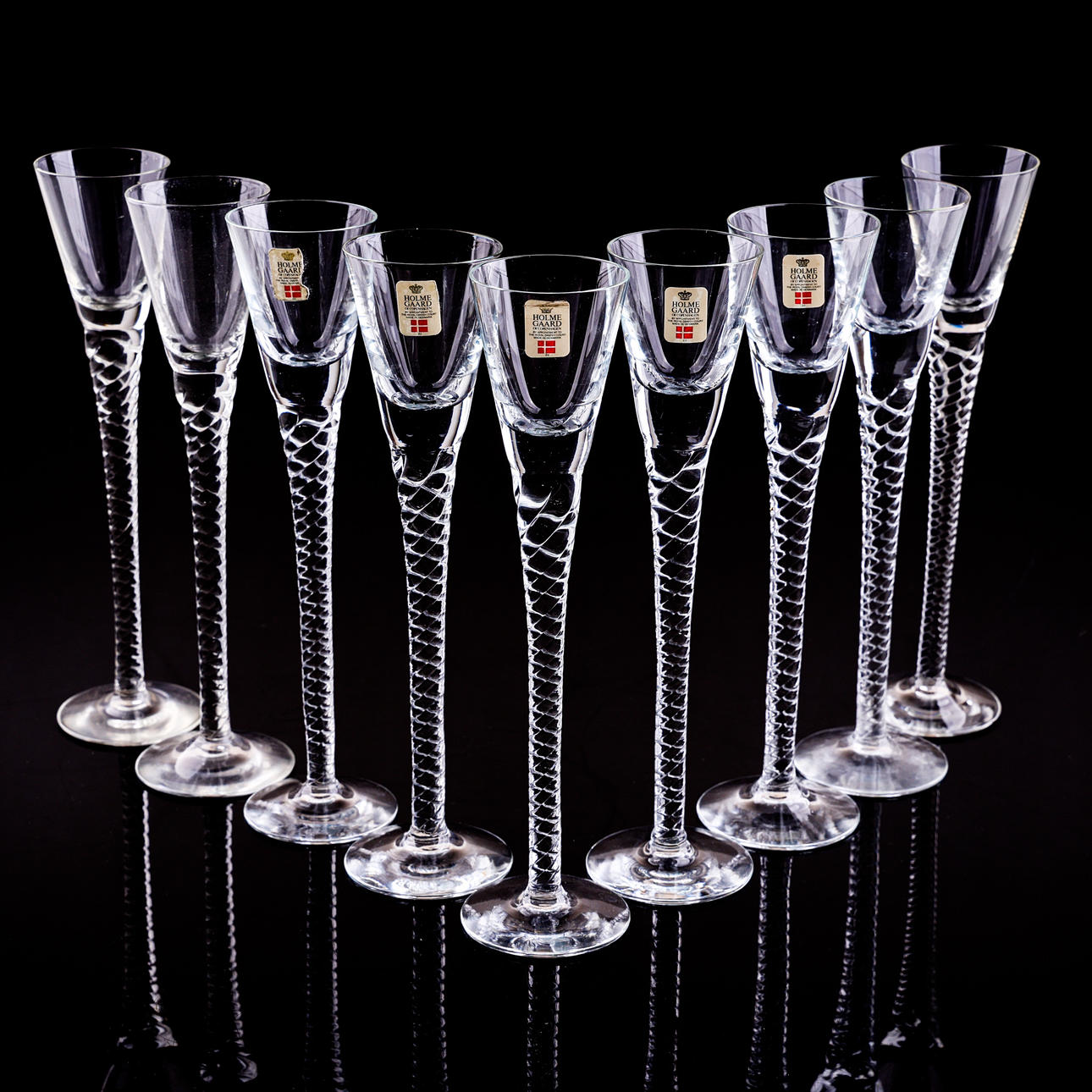 JACOB EILER BANG. Snapsglass, 9 st, "Twist", Holmegaard, Danmark.