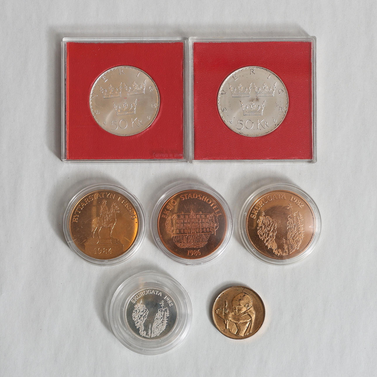 Minnesmynt, mynt 4st, silver 3st.