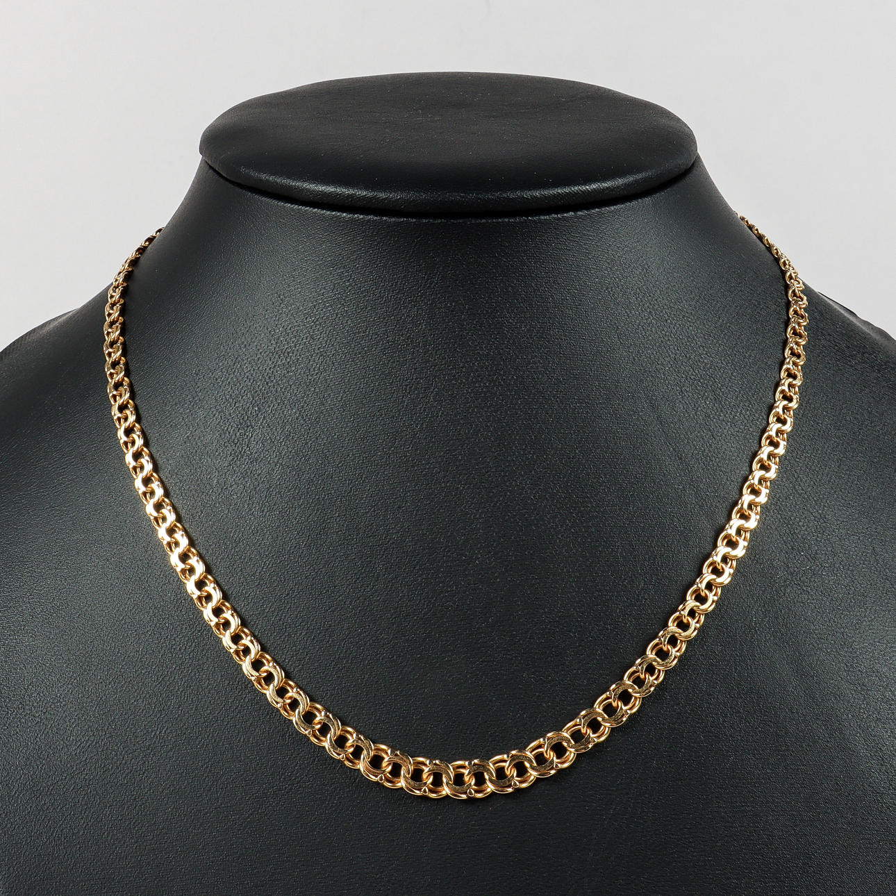 COLLIER Bismarck, 18k guld, doserat.