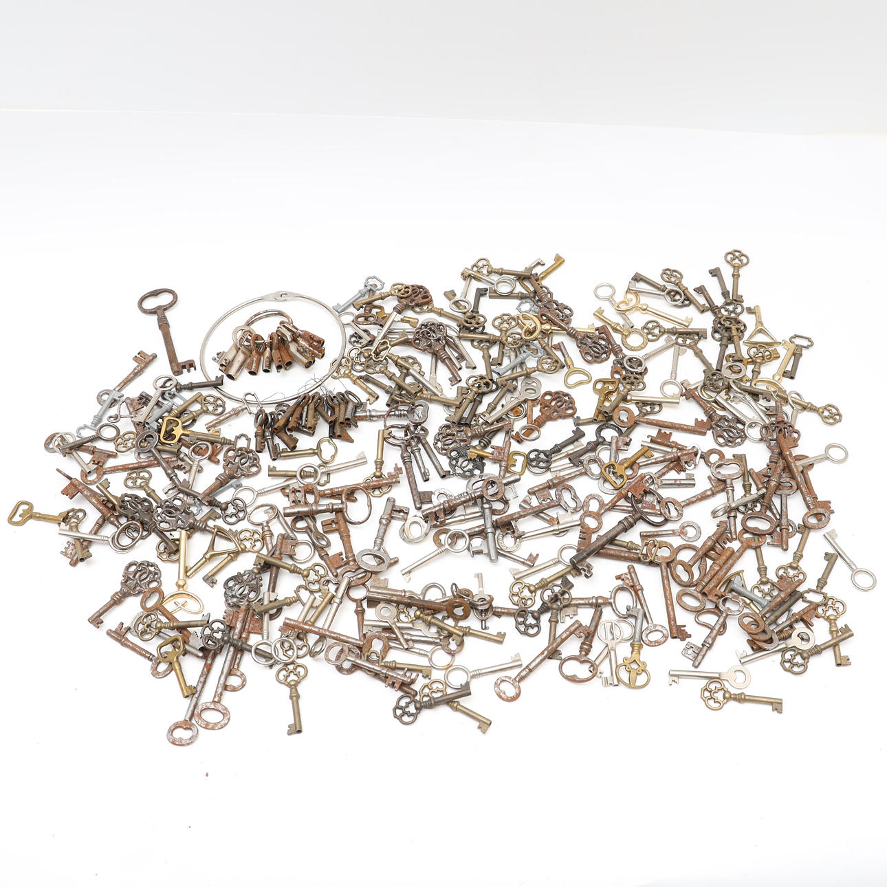 NYCKLAR, 1800-1900-tal, järn.