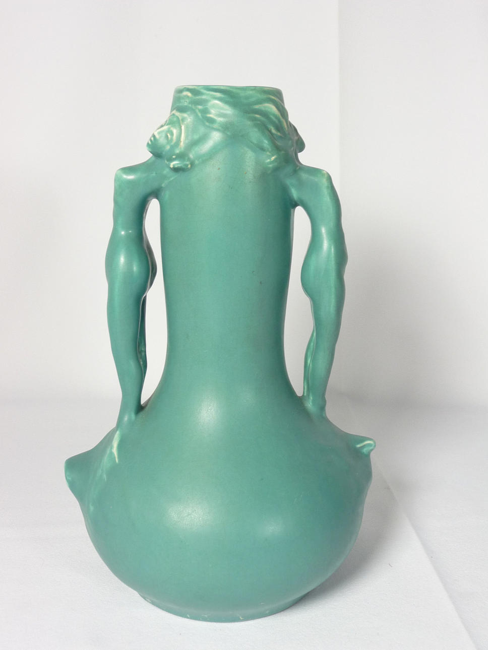 ART NOUVEAU PRYDNADS HANDTAG VAS. Rörstrand, Lidköping nära Stockholm - tidigt 1900-tal.