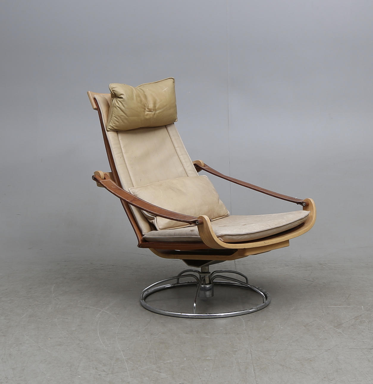 FÅTÖLJ, sannolikt Norge,1900-talets andra hälft.