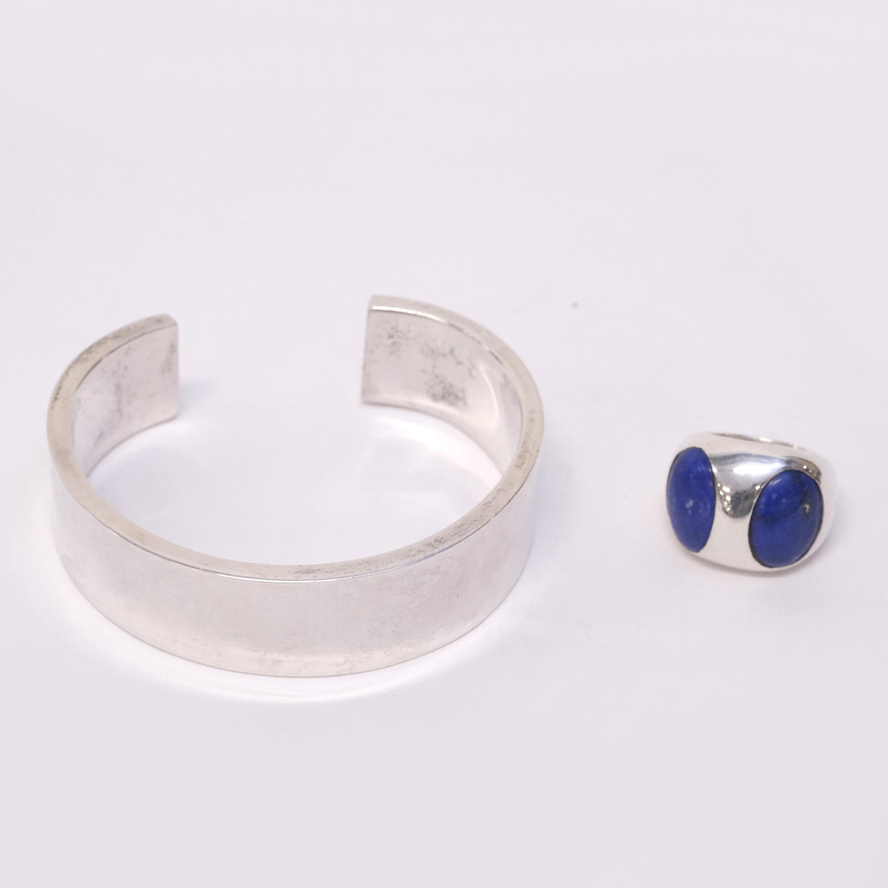 ARMRING OCH RING, STERLINGSILVER.