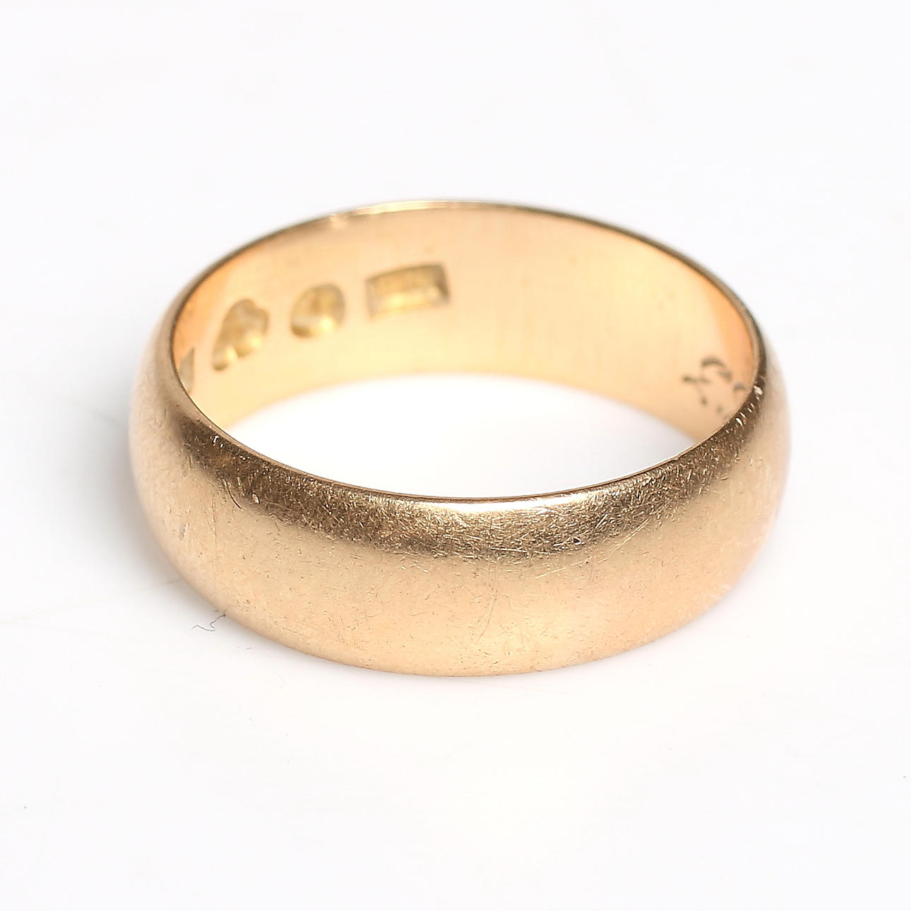 RING, 18k guld, Nordiska Juvelaktiebolaget, Stockholm, 1963. Vikt 5 gram.