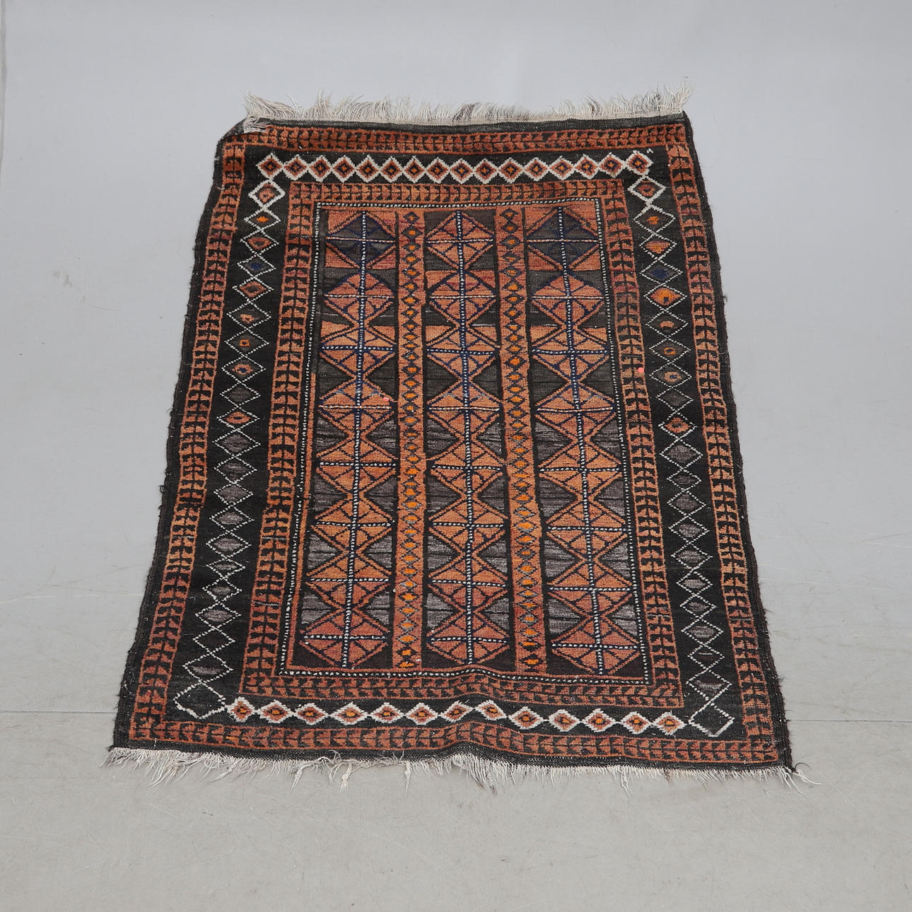MATTA, Orient, Ull, ca 148x108 cm.
