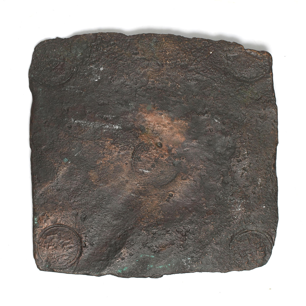 PLÅTMYNT, koppar, troligen 4 daler silvermynt, Fredrik I. 1700-tal.