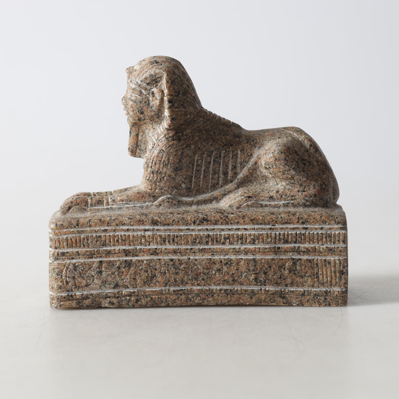 SKULPTUR, sten, 1900-tal.