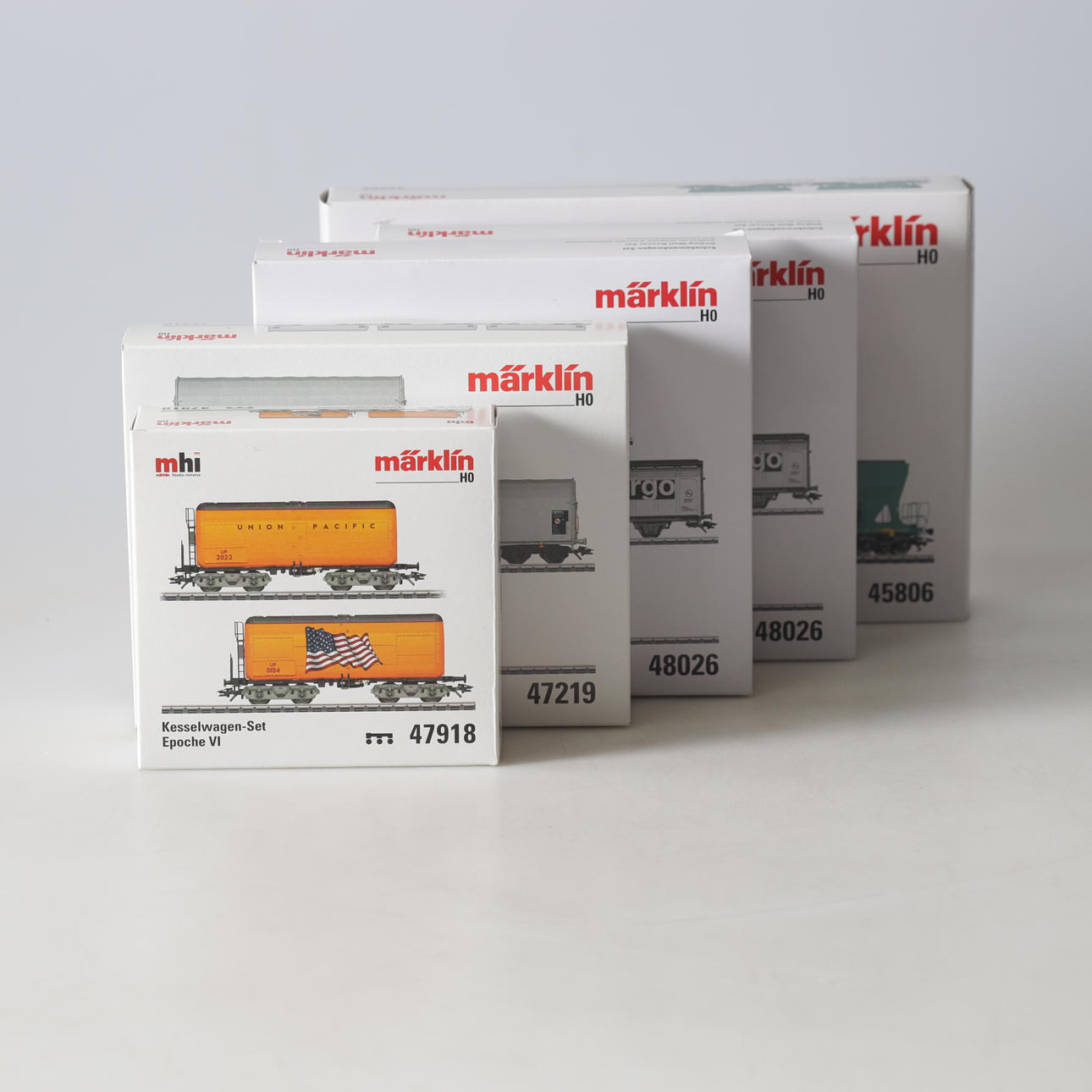 WAGON SET, 5 pcs. 48026, 47918, 47219 and 45806, H0, Märklin. Toys