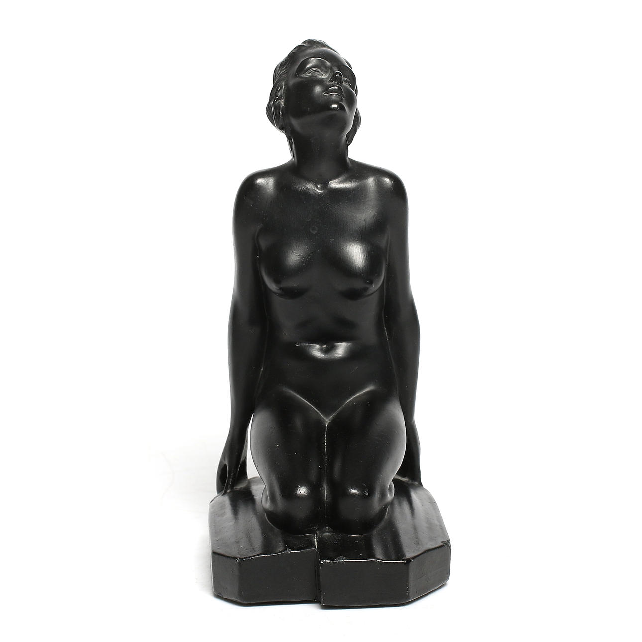 SKULPTUR, sittande kvinna, gips, 1900-tal.