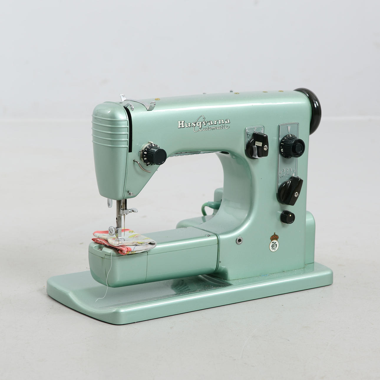 SEWING MACHINE, "Husqvarna Automatic CI 21", 1960s.