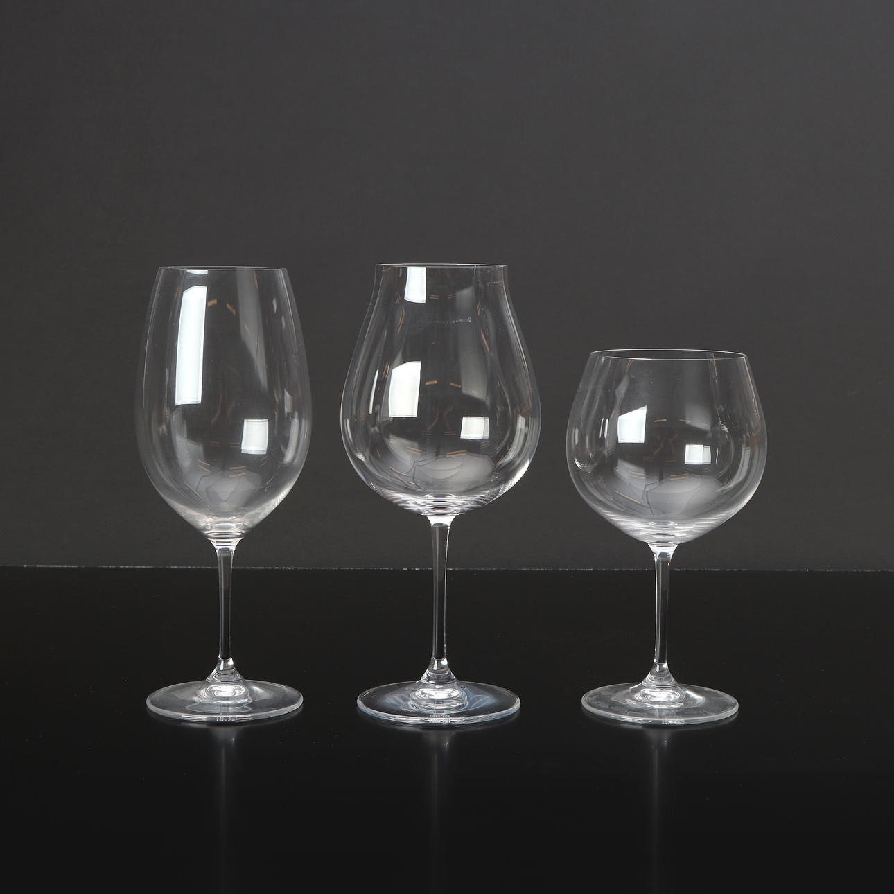 RIEDEL, VINGLAS, 14 ST. Samtida tillverkning. Märkta.