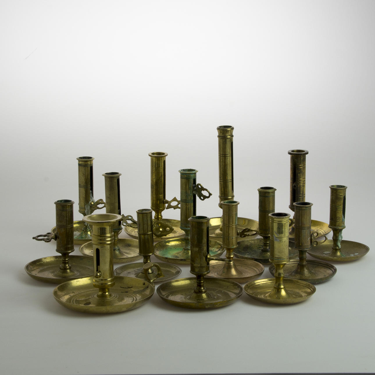 LJUSSTAKAR, 15 stycken, mässing.