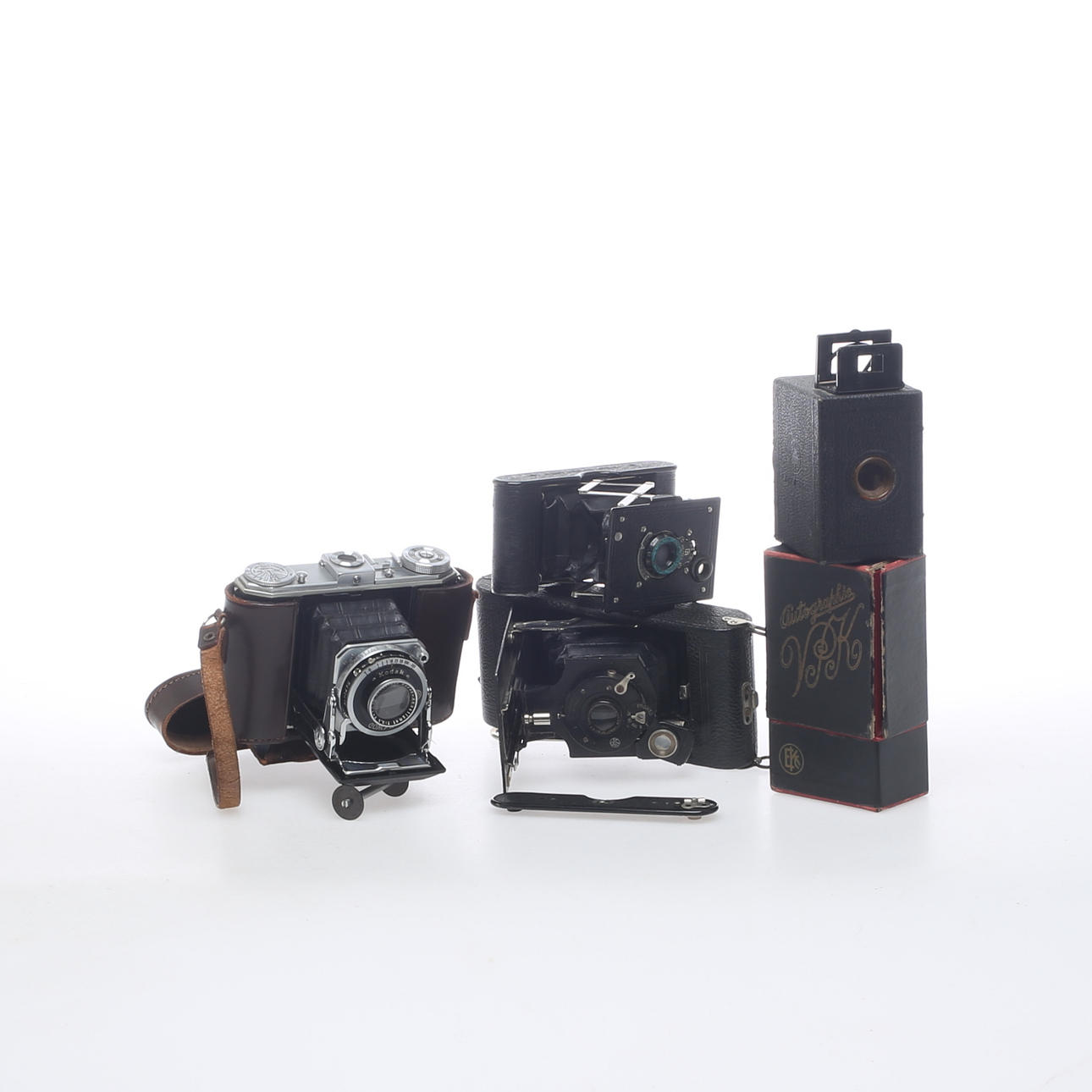 KAMEROR 4 delar, Kodak, Ernemann samt Orionwerk Hannover, tidigt 1900-tal.