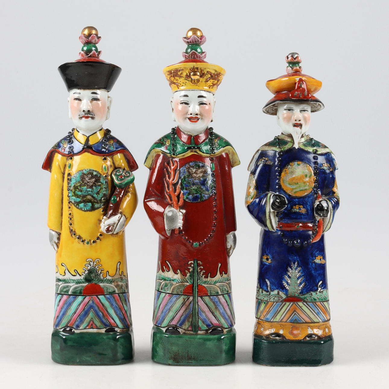 FIGURINER, 3 st, porslin, Kina, 1900-tal.