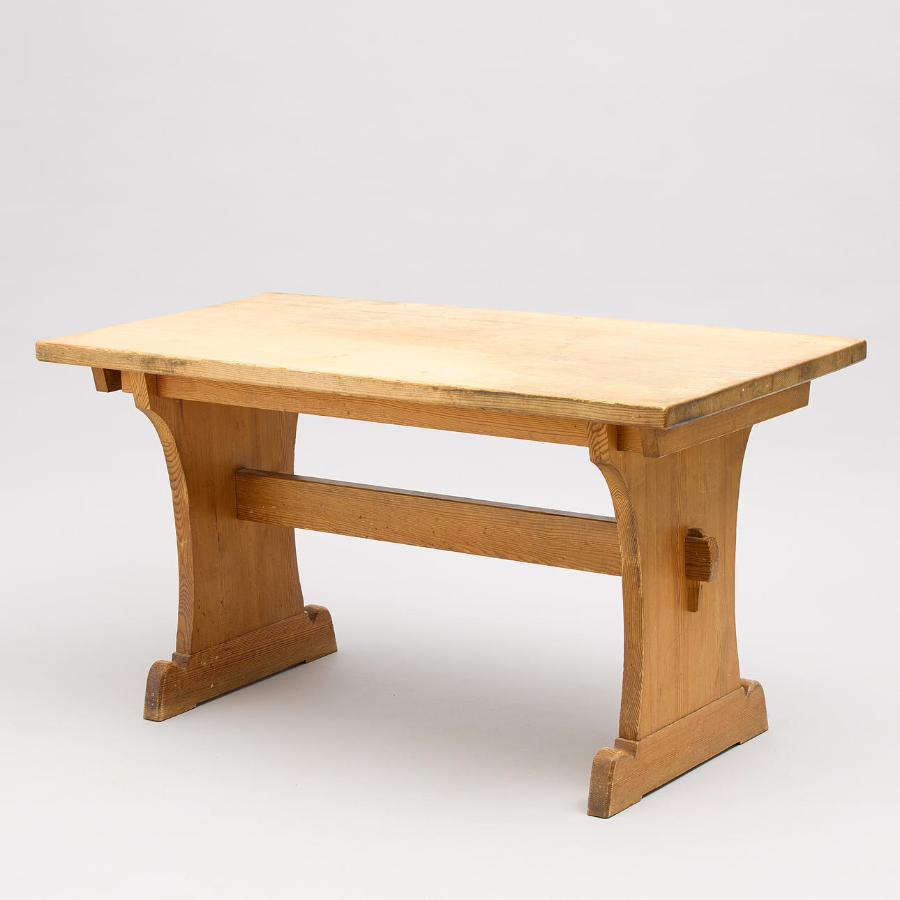 DINING TABLE. "Lovö", Nordiska Kompaniet, pine, 1940s.