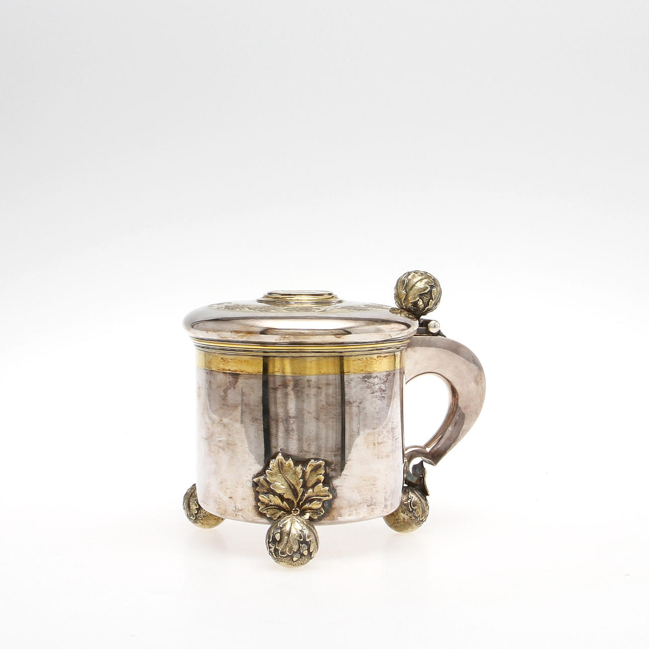 DRYCKESKANNA. Silver. Gustaf Möllenborg, Stockholm, 1878.