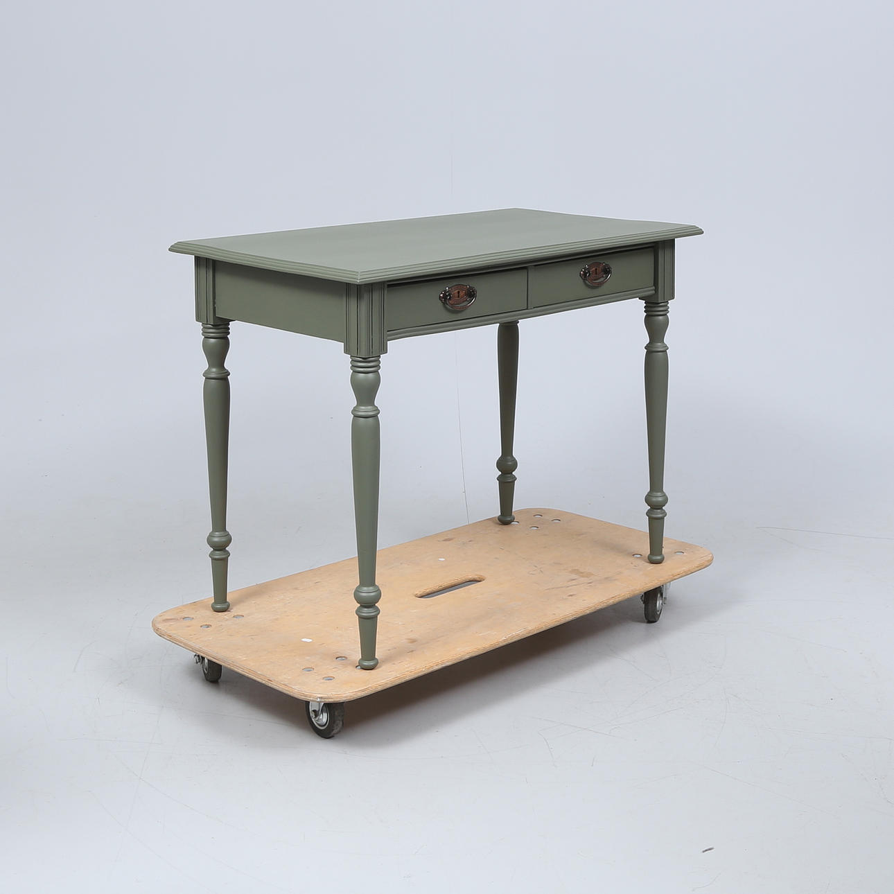 SKRIVBORD, bemålat, 1900-tal.