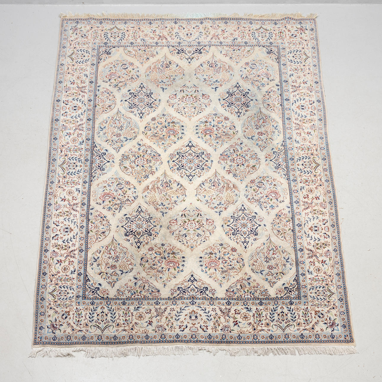 MATTA, Nain, ca 285 x 195 cm.