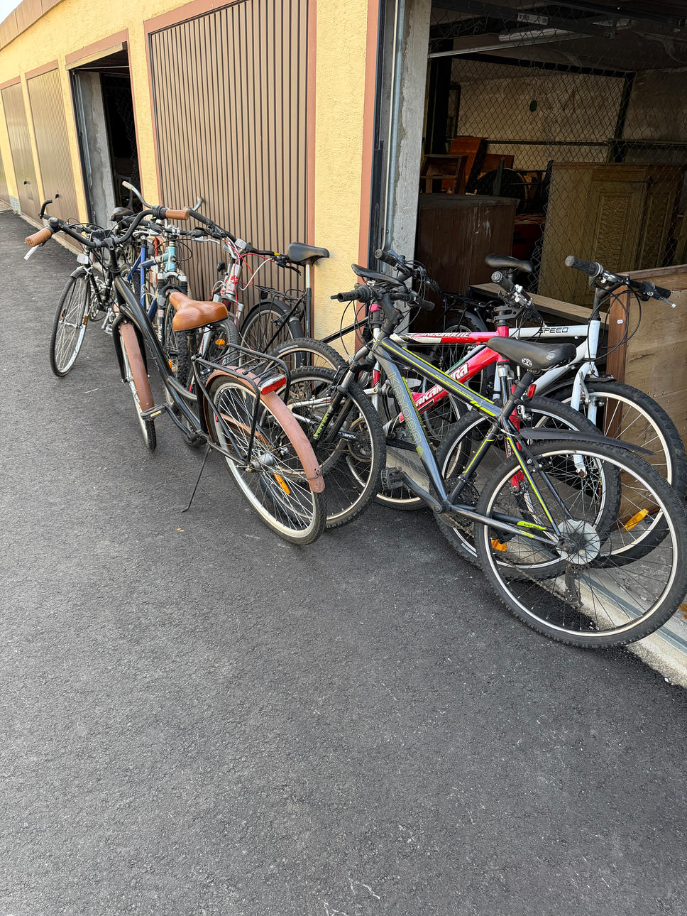 CYKLAR, 9 st.