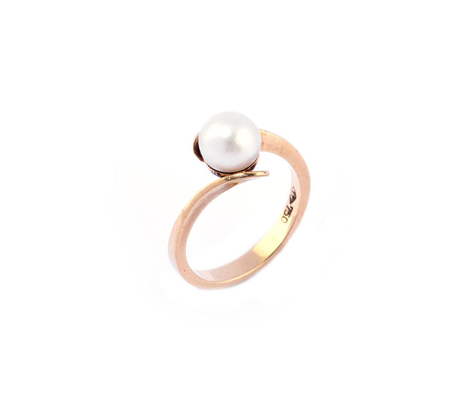 PERLENRING. Akoya pärla, diameter ca. 7,3 mm.