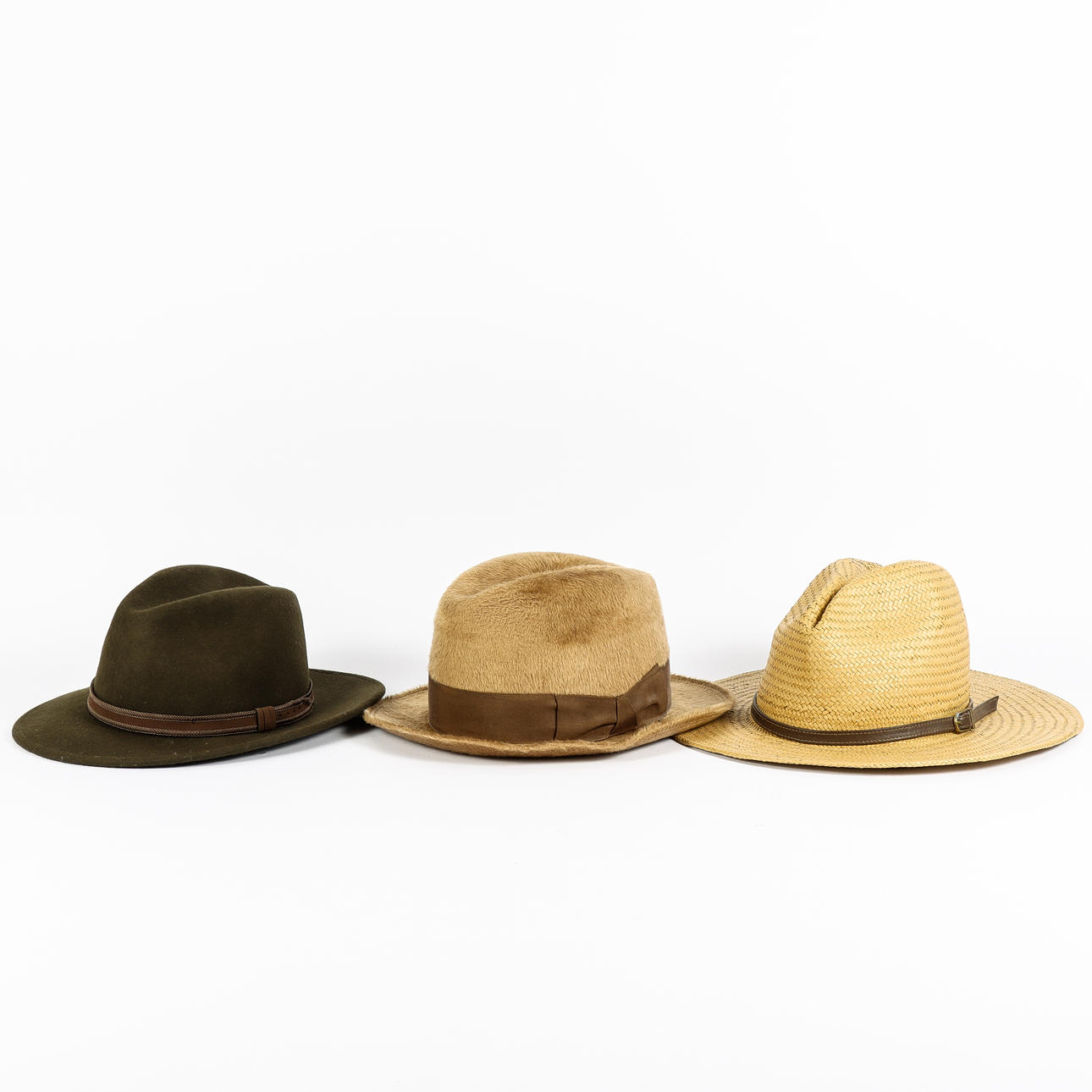 HATTAR 3 st, bl.a. Barbour, Panizza NK.