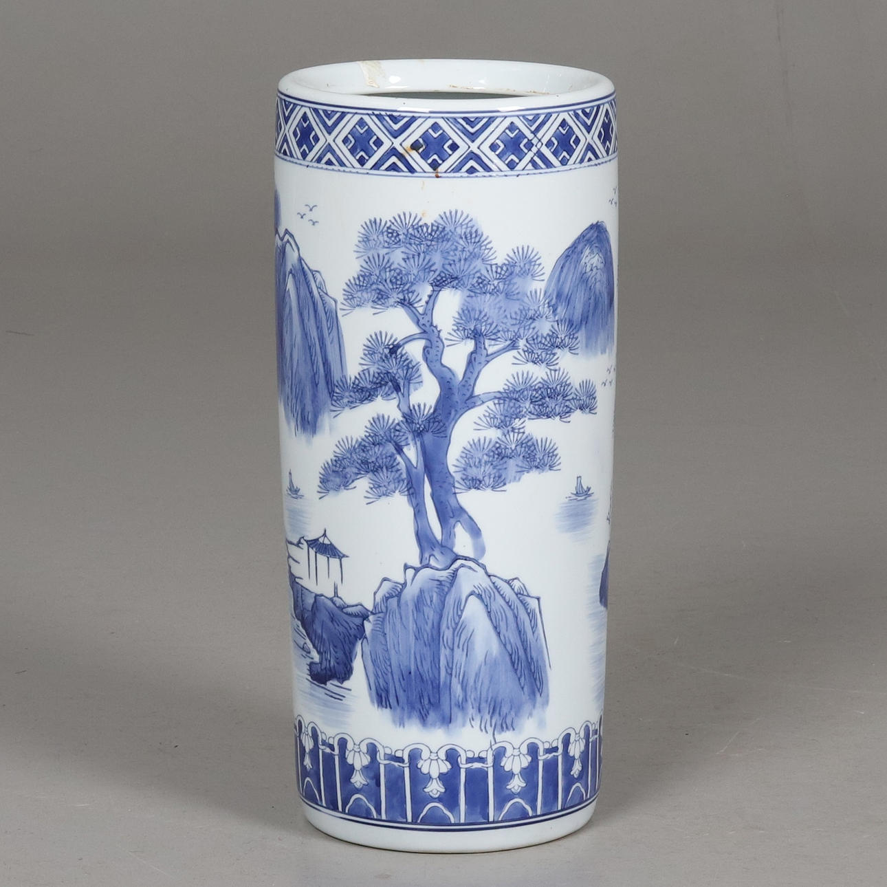PARAPLYSTÄLL, porslin, Kina, 1900-tal.