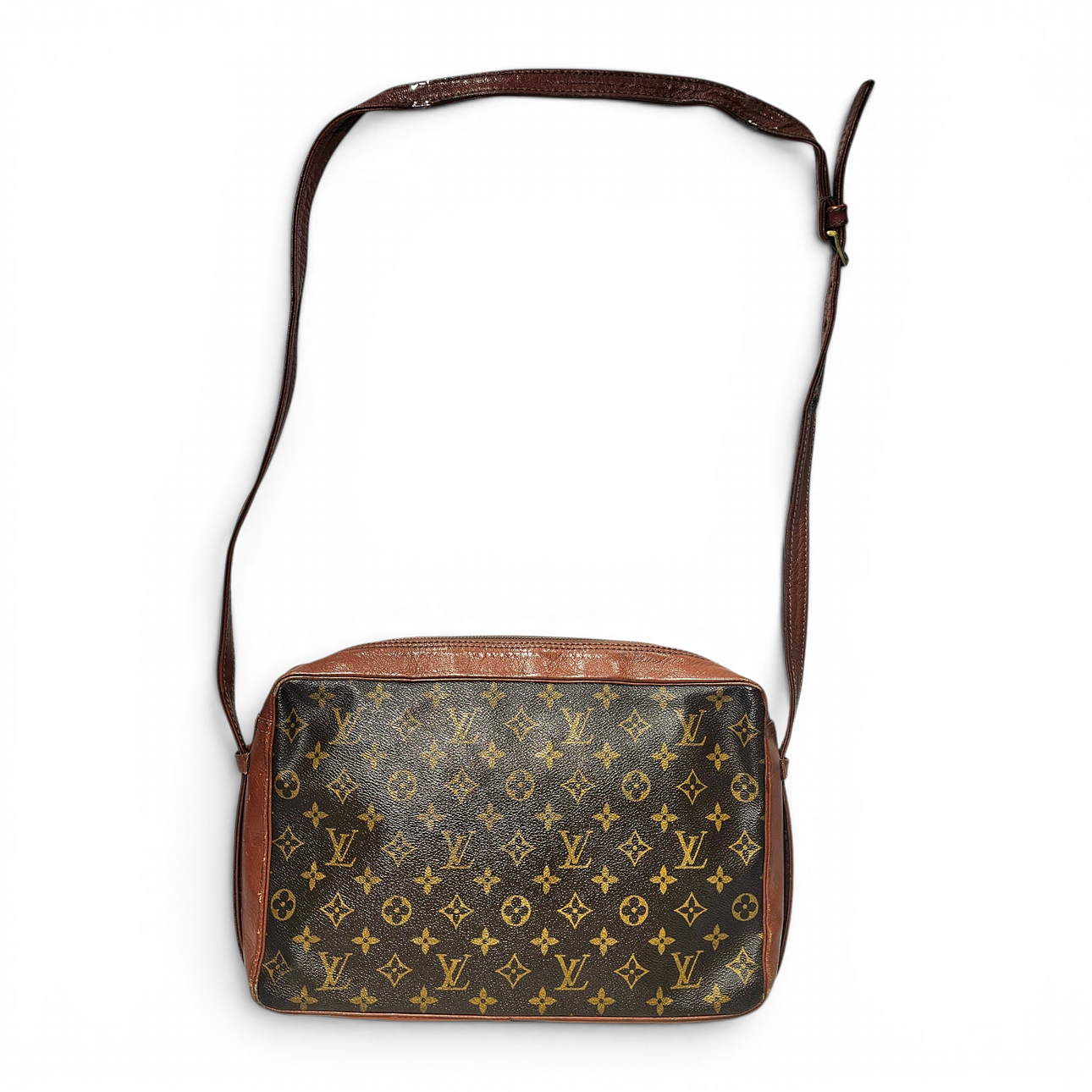 LOUIS VUITTON. Vintage monogram leather shoulder bag.