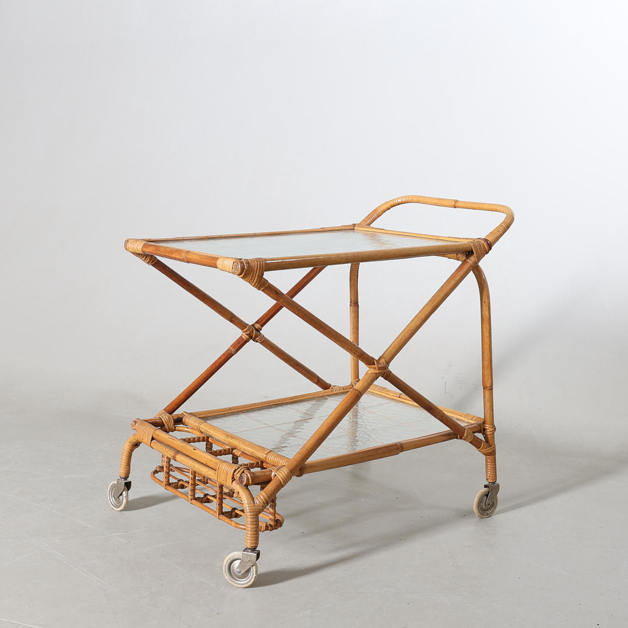 SERVERINGSVAGN, bambu & rotting, 1900-talets mitt.