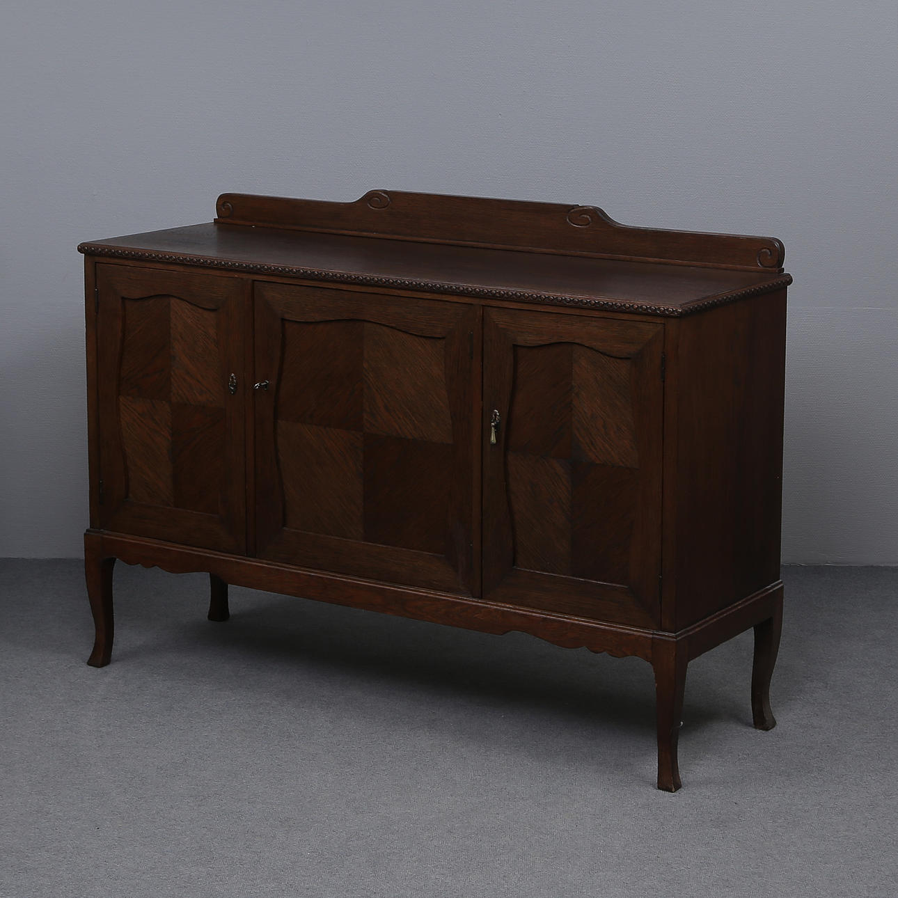 SKÄNK / SIDEBOARD, EK, 1910/1930-TAL.